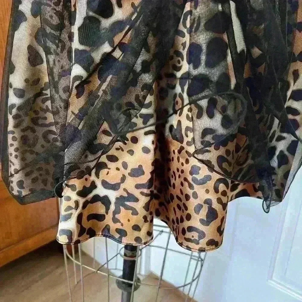 Blondie Nights, Fun Leopard Print, and Black Cocktail Dress. Size 1 - Picture 4 of 10